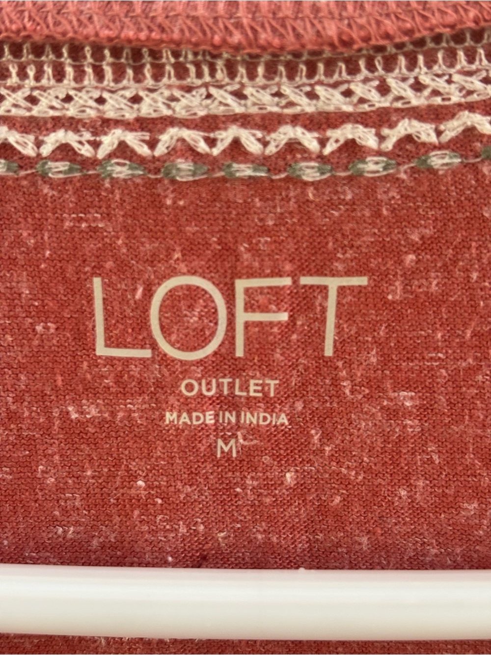 LOFT Outlet Coral Heathered Tee | Embroidered Neckline Pocket Top | M - Picture 4 of 11